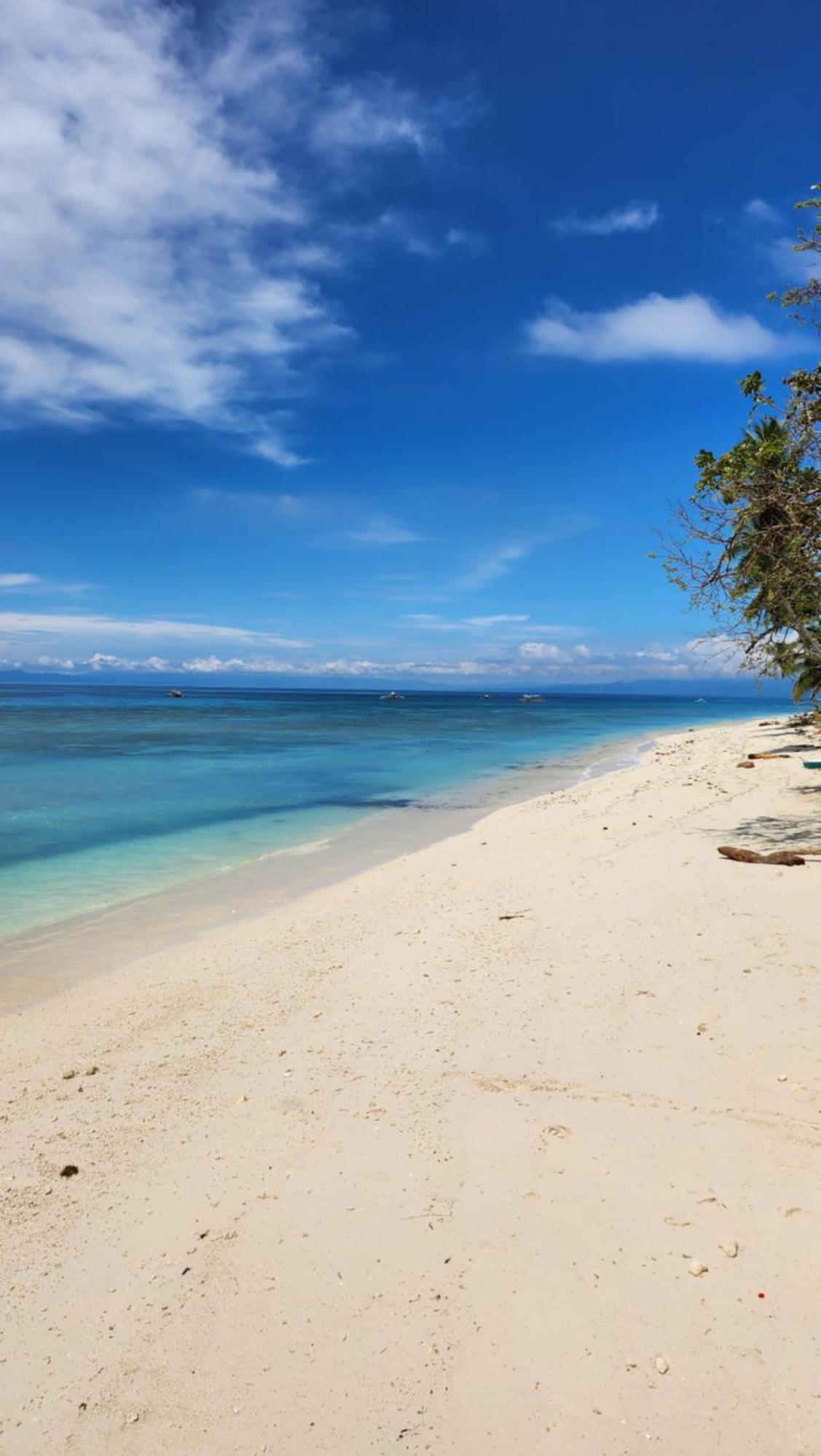 Gem Crystal Water Resort Davao Exterior foto